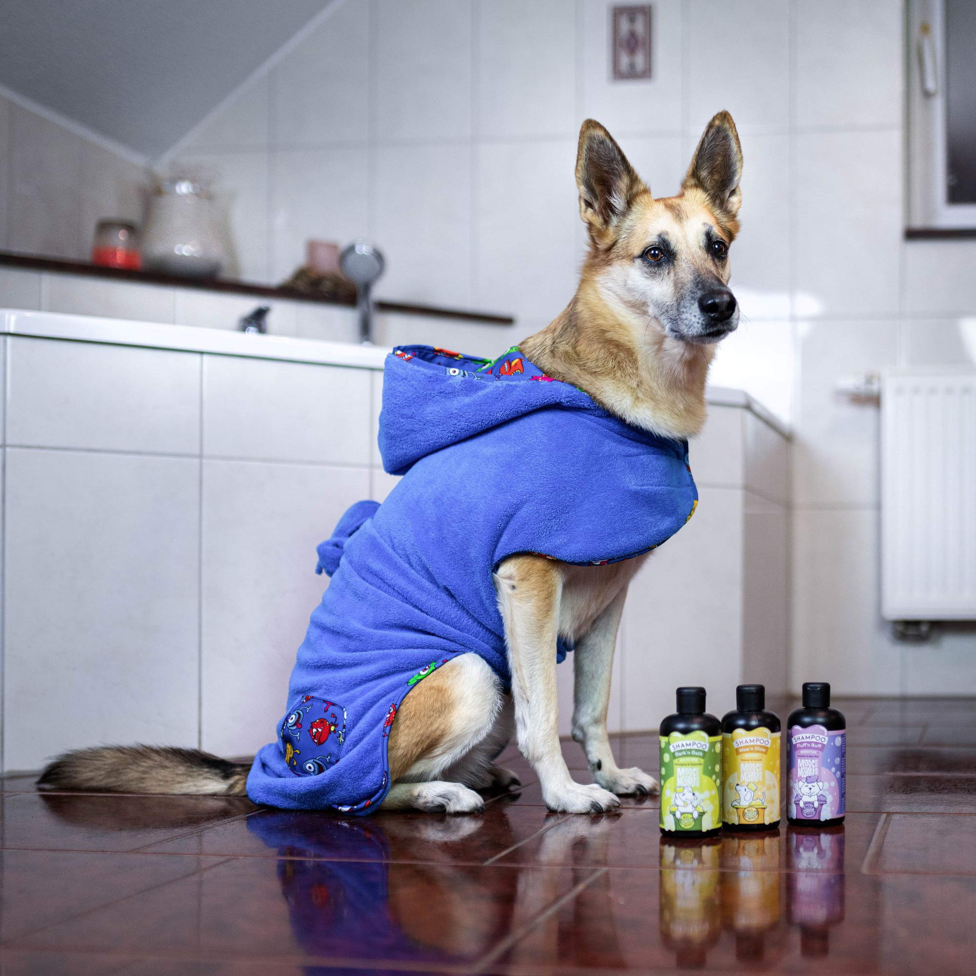MaxMolly_Mood_bathrobe_littemonsters_shampoo